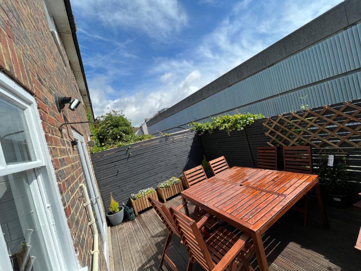 With Free Parking * Hove