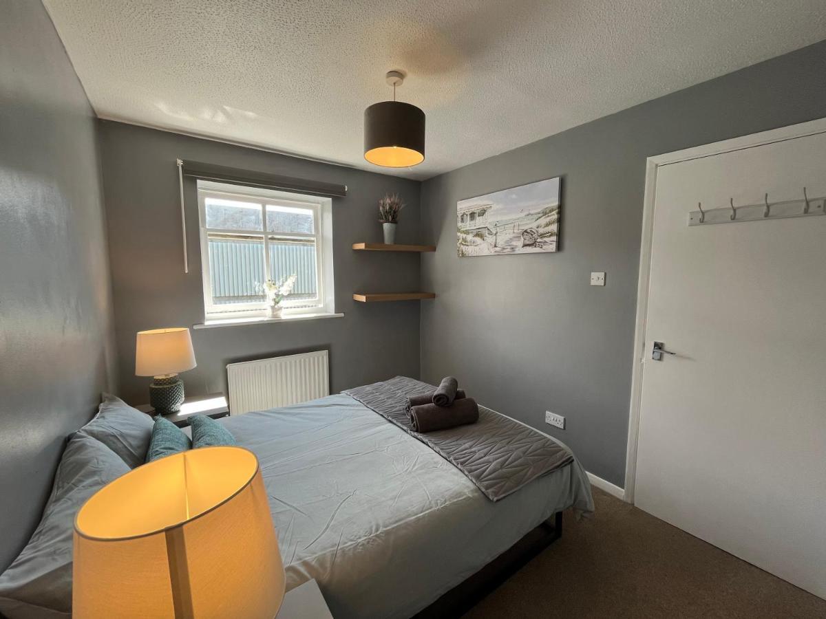 With Free Parking Holiday home
